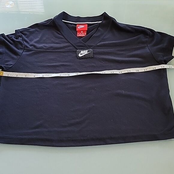  Nike Crop Top - Picture 4 of 6